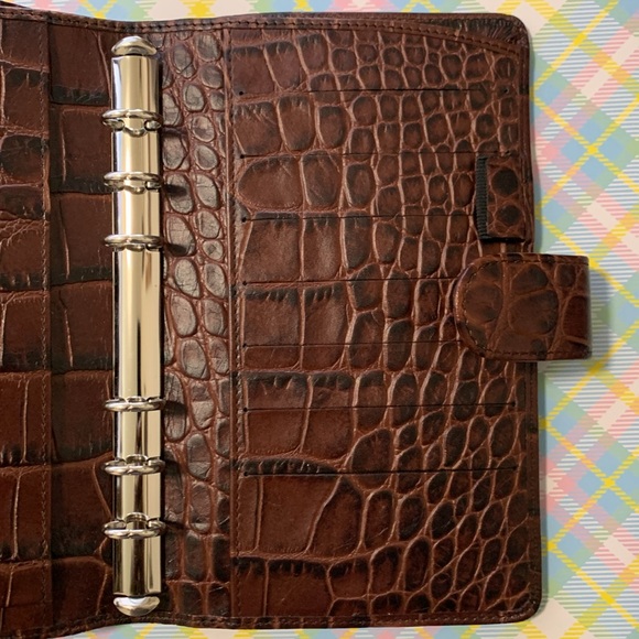 Filofax Classic Croc Compact Leather Organizer - Picture 3 of 11